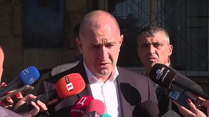 Радев: Най-важното днес е да се гласува