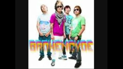 Scene Girlz By Brokencyde