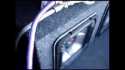 Bass Kicker