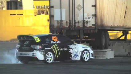 Супер дрифт Ken Block - Gymkhana 2 