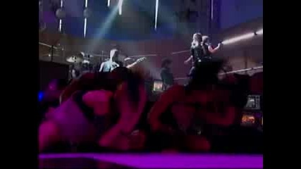 Rihanna-Disturbia/Seven Nation Army Live(MTV VMAs 2008)