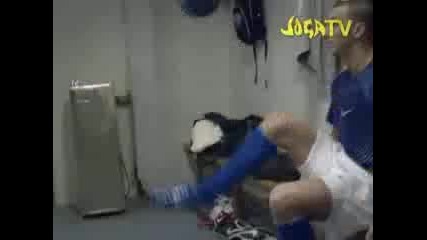 Евлюцията във фътбола !!! Cristiano Ronaldo vs Zlatan Ibrahimovic Vbox7 