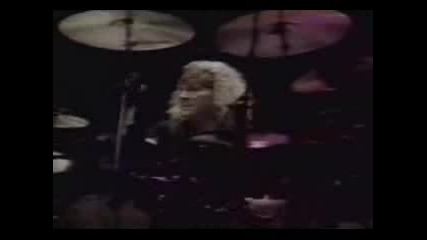 Guns N Roses - In The Ring Part 5