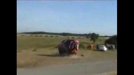 катастрофа по време на рали