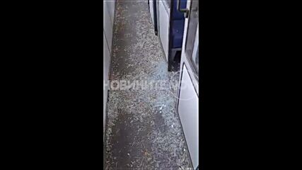 Пътнически влак удари камион край Карнобат