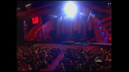 Christina Aguilera - Impossible & Beautiful( Live American Music Awards 13.01.03)