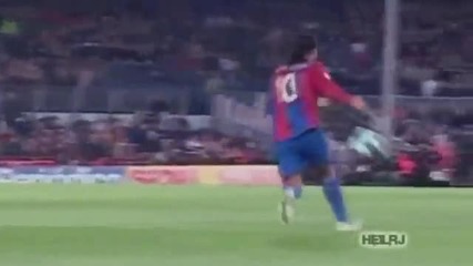 Велик момент в историята на футбола! Моментът в който Меси замести Роналдиньо!