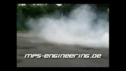 Nissan Skyline Burnout Donuts