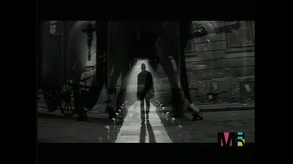 Kanye West - Diamonds(from Sierra Leone) 1080i - ill