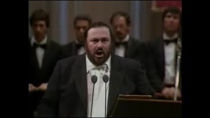 Luciano Pavarotti - Vesti la giubba ( Live in China ) 