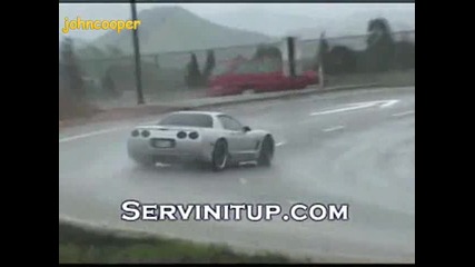 Луд Дрифти на Магистрала