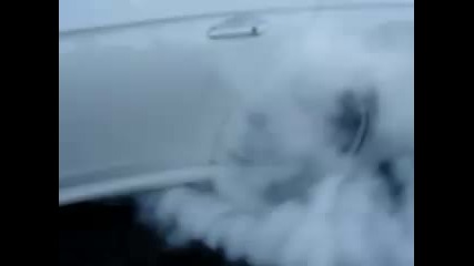 Mercedes The Best burnout 