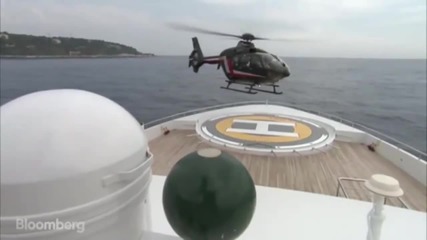 Поръчков хеликоптер за яхтата ви! Kолко ли ще ви струва?