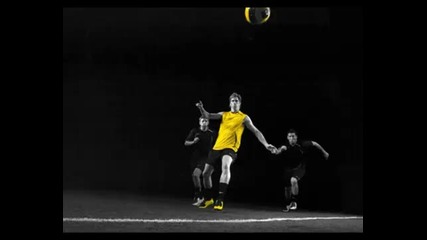 Full Fernando Torres Nike Total 90 Laser Ad