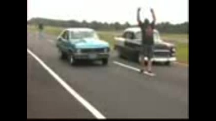 Camaro Vs Chevy.3gp 