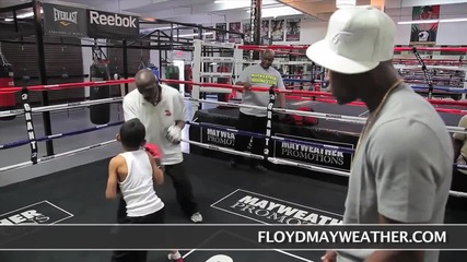 Floyd Mayweather and 50 Cent in the Gym
