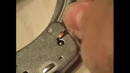 Как да отключим белезници 