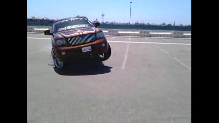 Swift Car Club (navi 3 wheelin)