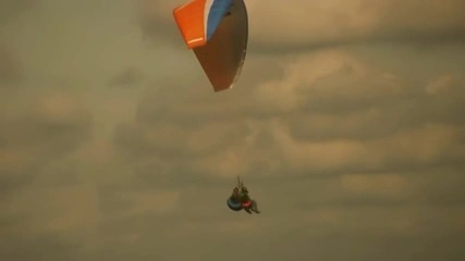 Paragliding at Devil s Dyke 