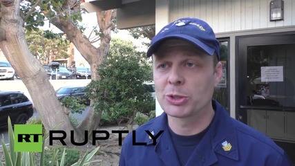 USA: Unidentified oil-like substance washes up on California beach