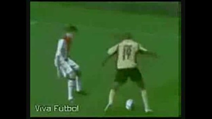 Ronaldo messi Robinho king of the stepovers 2008 09