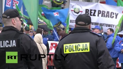 Полша: Десетки хиляди работници протестират срещу условията на труд