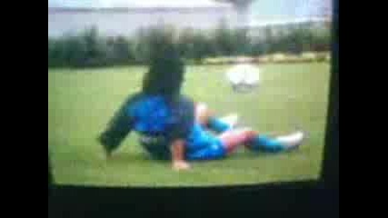 Maradona shows some skills 