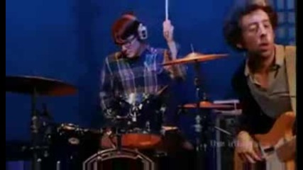 Passion Pit - Smile Upon Me (live)