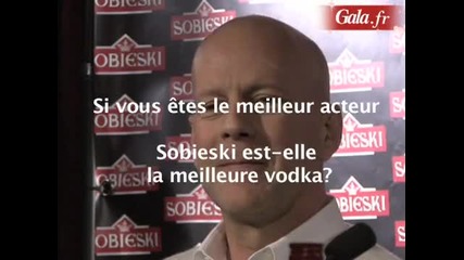 Интервю с Брус Уилис