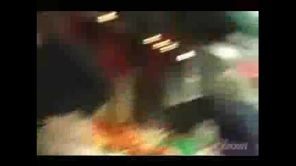 Невероятнооо - сваляне На Гащи