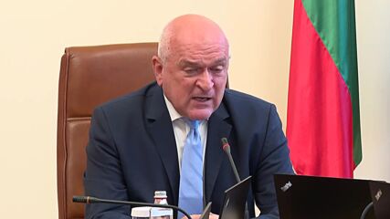Главчев: И пострадалите при пожарите могат да бъдат настанявани в хотели