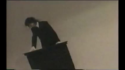 12012 - in favor of ... [pv]