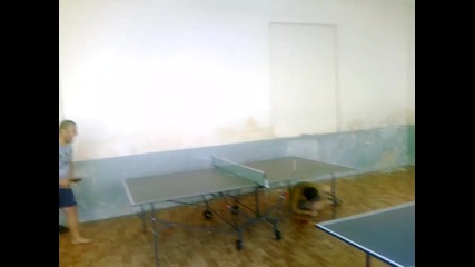 eto Taka Se igrae Tenis na Masa 