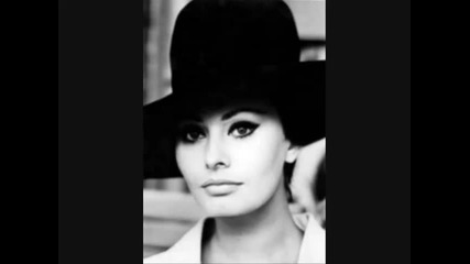 Sophia Loren - A Italian Beauty
