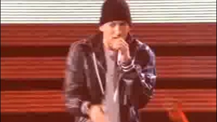 Lil Wayne feat Eminem, Drake & Travis Barker Drop the world & Forever Live at Grammy Awards 2010 