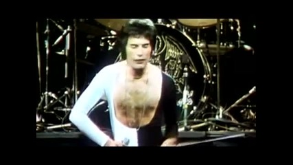 Queen - ' We Are The Champions ' (official Video)