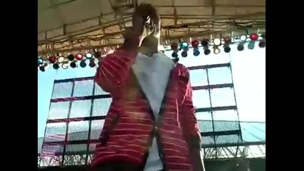 B.o.b на Wildsplash 94.1 в Tampa 3.20.2010 