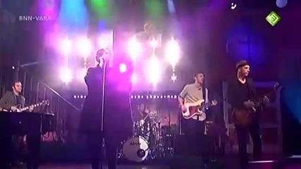 невероятното изпълнение на Adele - Rolling In The Deep (live)