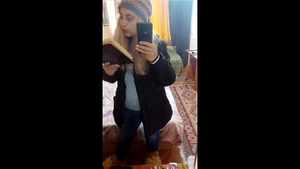 Vid_20230302_125627.mp4
