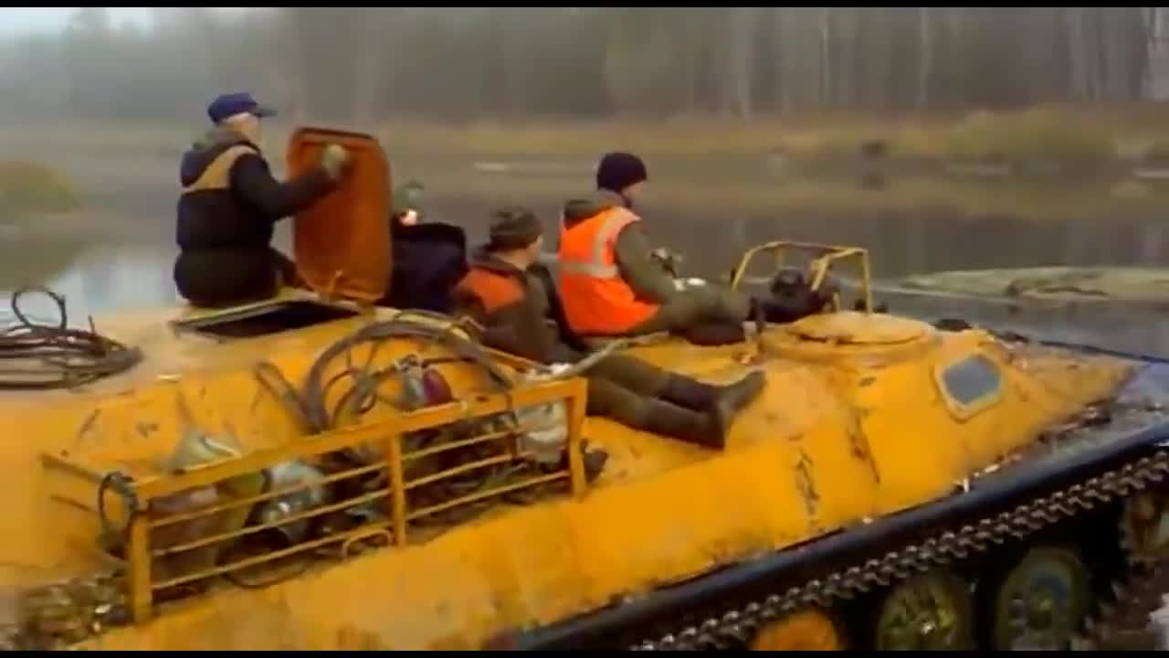 >Пияни руснаци с високо-проходима машина минават навсякъде!