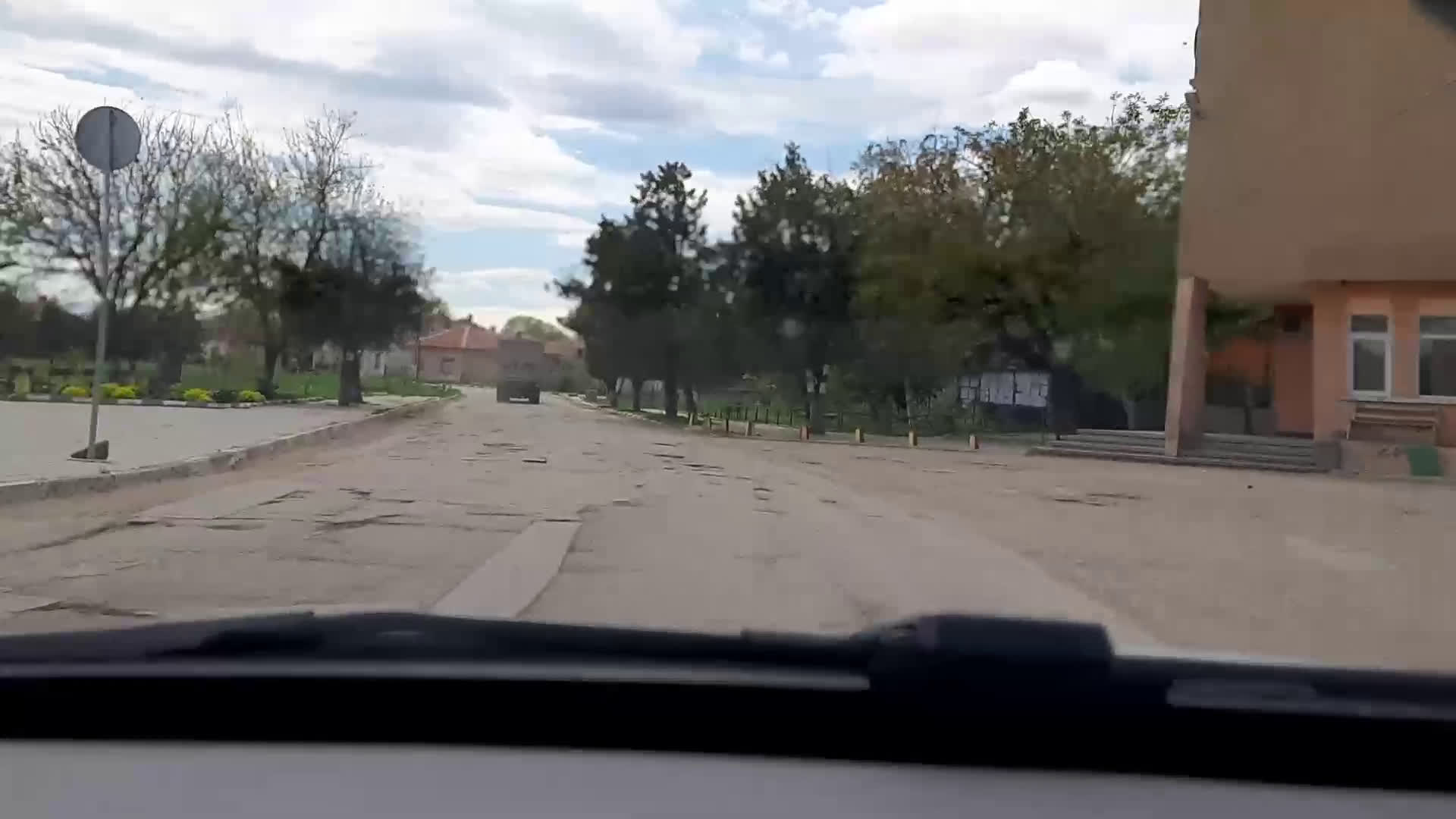 Селски път в окаяно състояние