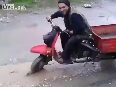 Смях! Луд дрифт с неочакван край !