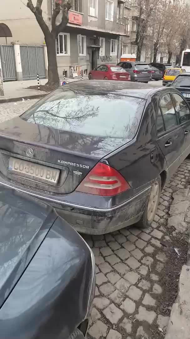 Паркиране