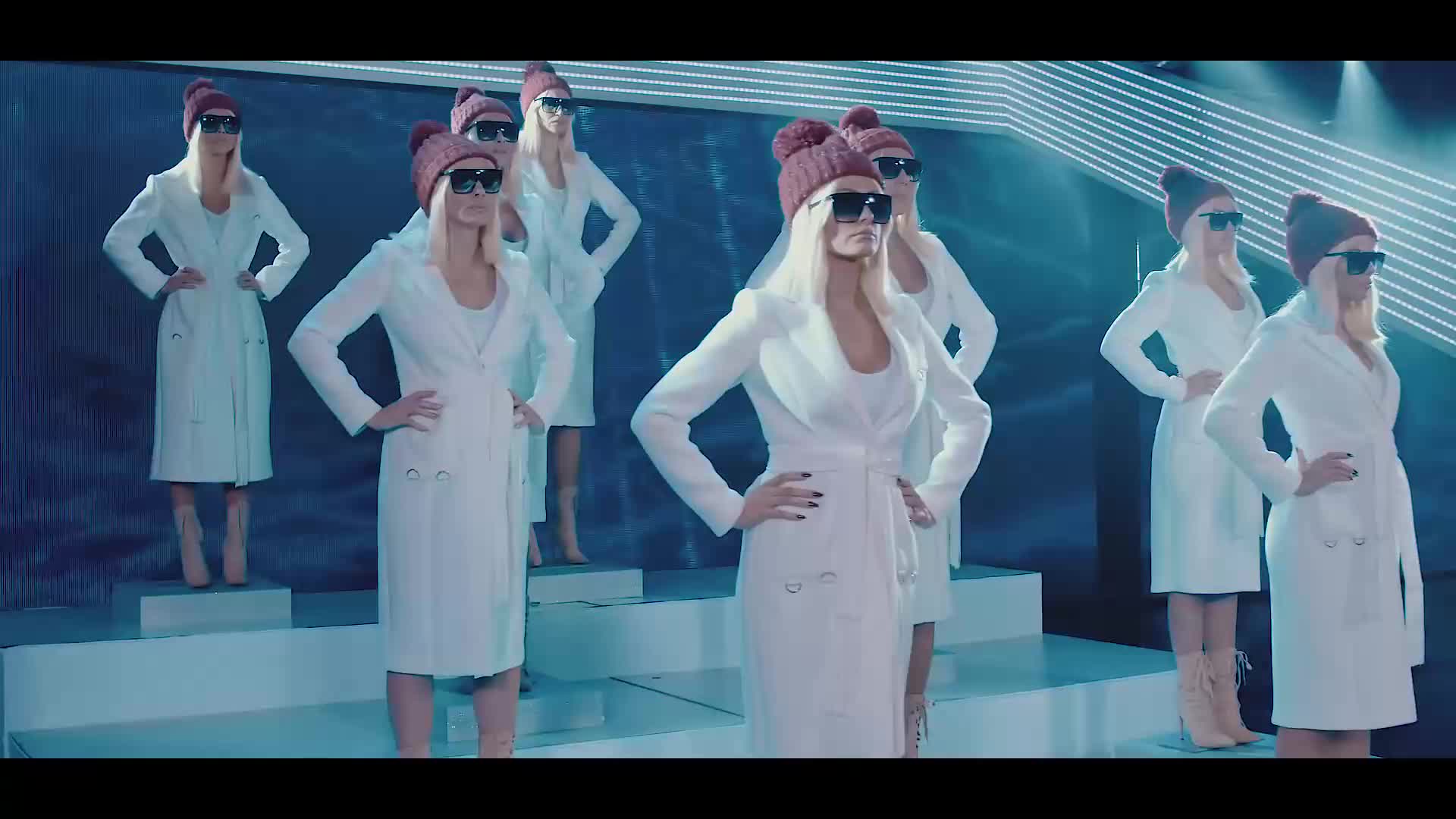 Lepa Brena - 2018 - Srecna zena (hq) (bg sub)