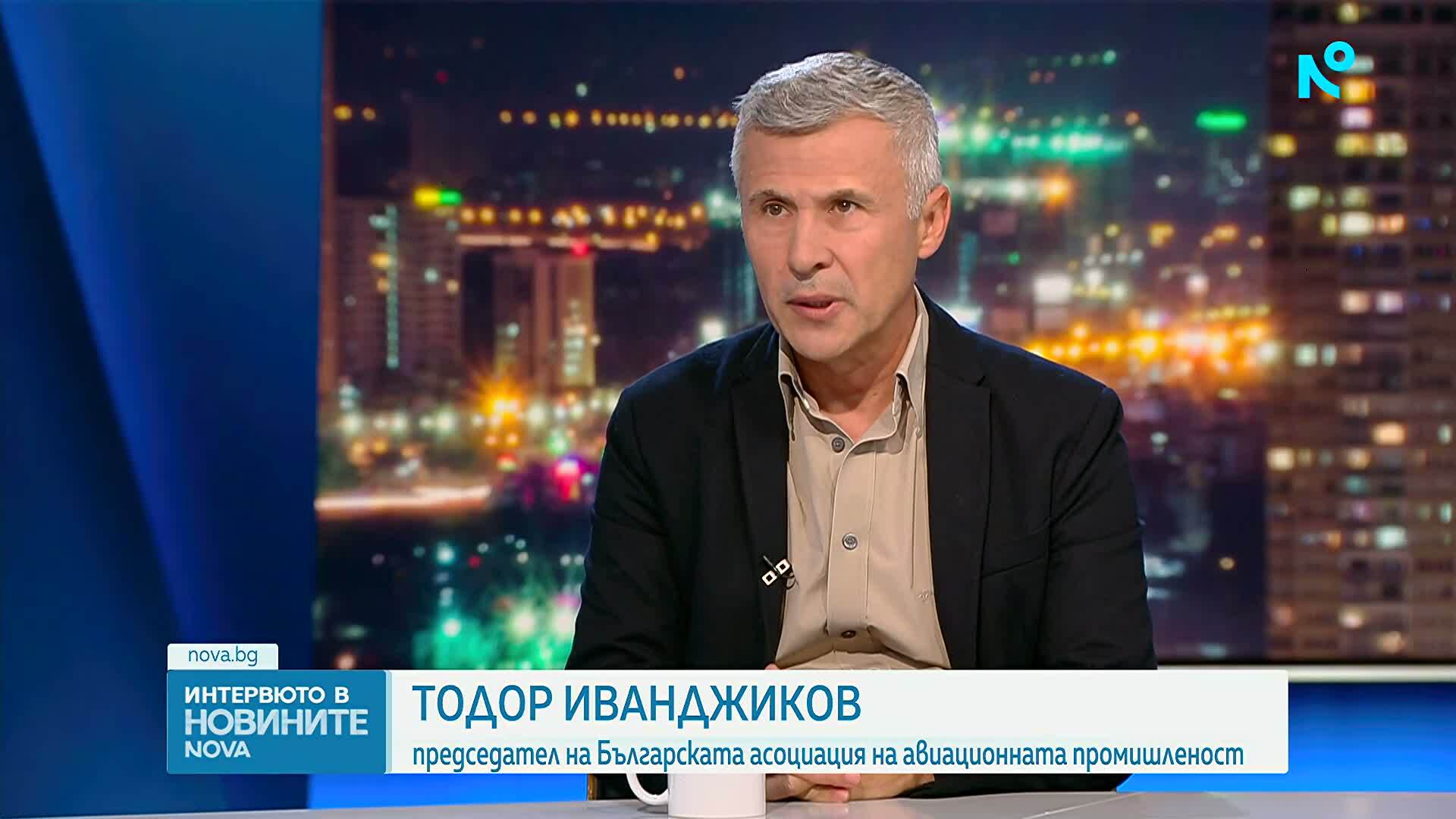 При заплаха: Как действа екипажът на самолетите