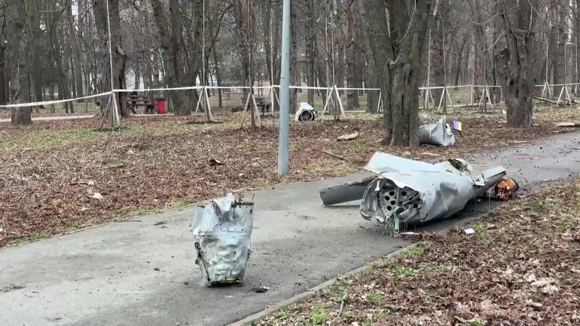 Руска въздушна атака срещу Киев, чути са няколко експлозии