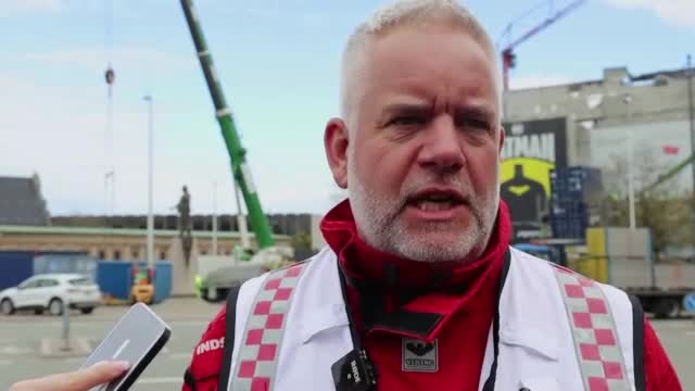 Щетите след пожара в историческата сграда в Копенхаген