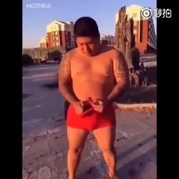 Не е лесно да си смел, още по-малко тъп!