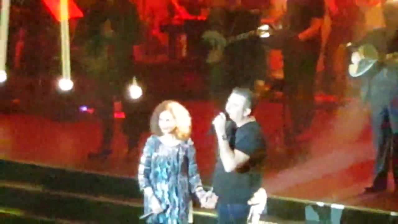 Песента на Pantelis Pantelidis- Ta sxoinia sou, изпълняват Antonis Remos & Glykeria