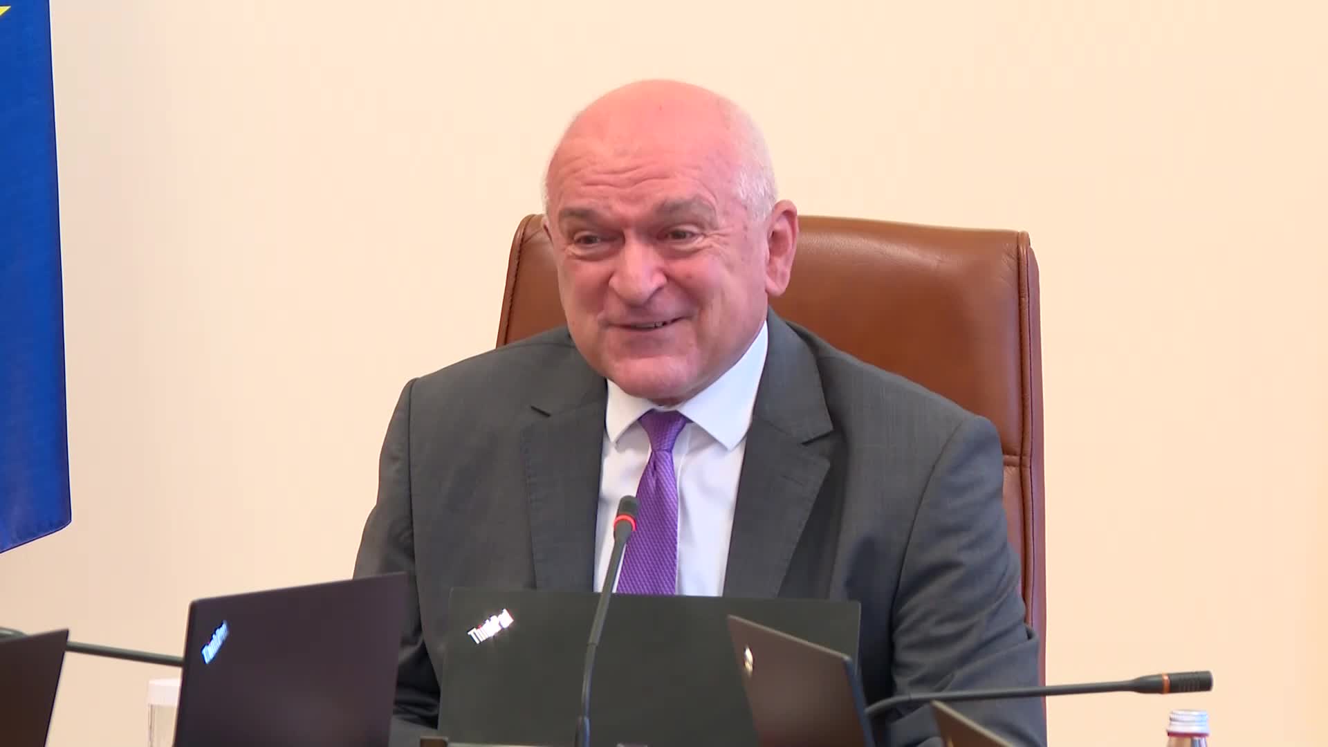 Главчев: В последните месеци гасихме пожари във всякакъв смисъл